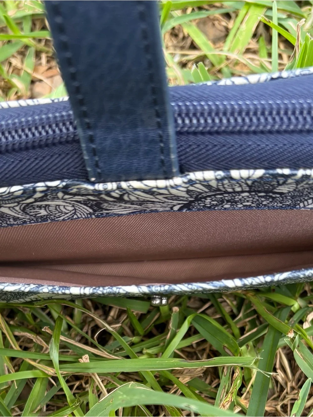 Sakroots Navy and White Floral Crossbody Clutch